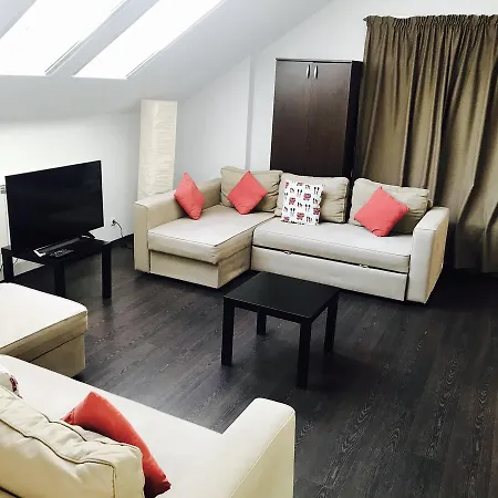 Apartmán Duplex 4 Room Apartment *