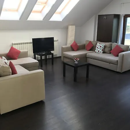 Duplex 4 Room Apartment Apartmán Mamaia